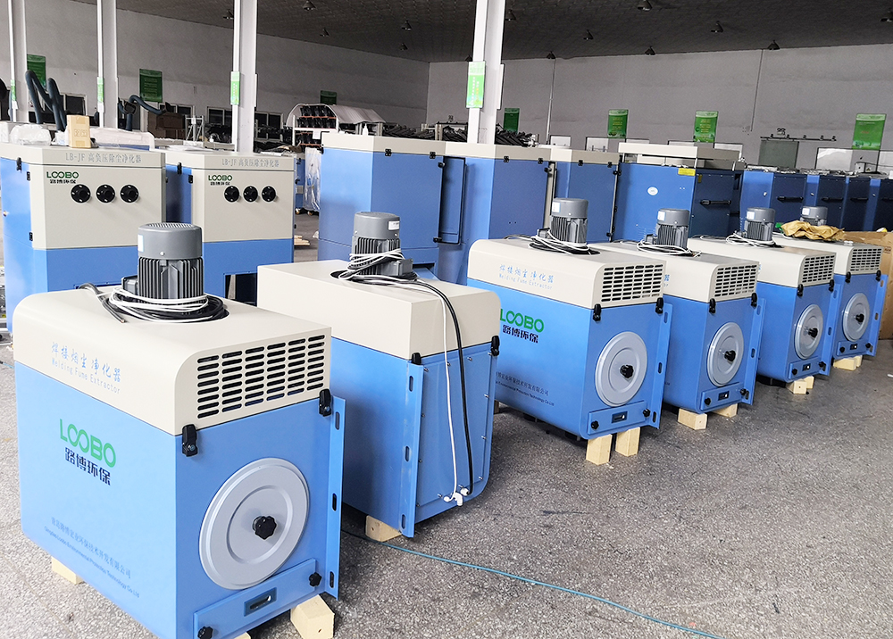 固定式焊接煙氣凈化器設備即將出貨