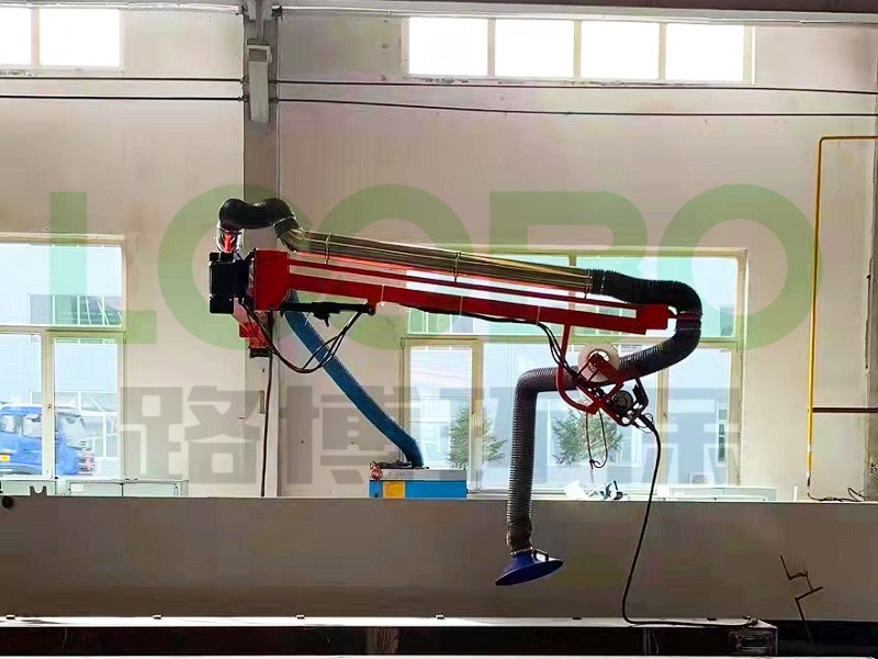 焊煙除塵新選擇，焊機送絲機延長式支架吸氣臂，焊接與除塵一起搞定