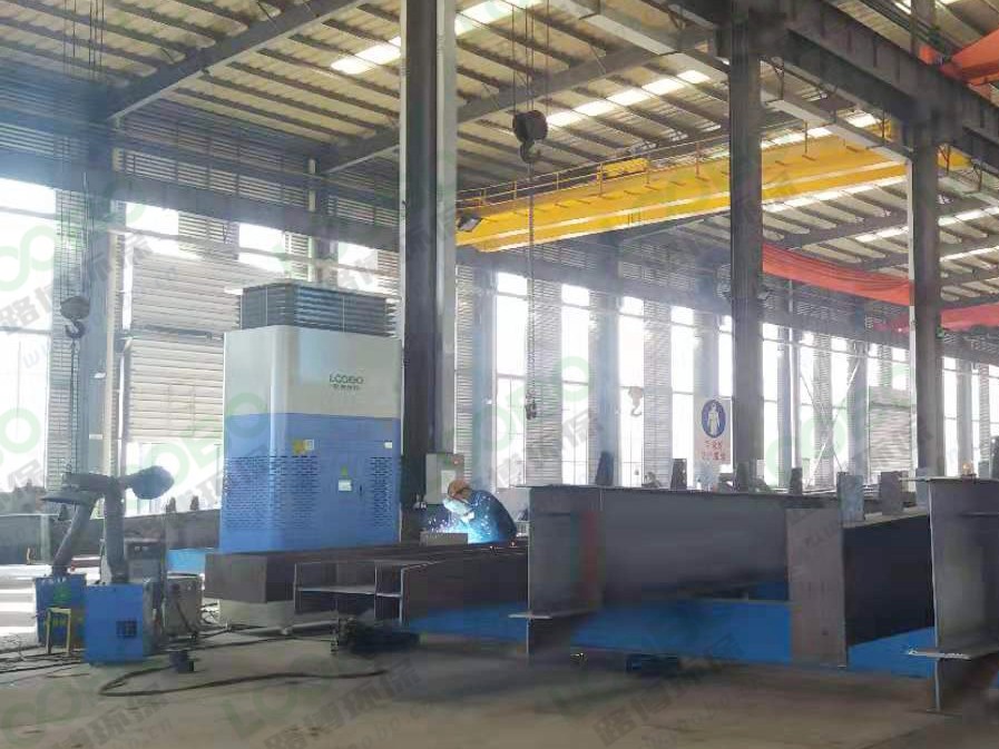 高效凈化，循環(huán)利用，自循環(huán)煙塵凈化一體機(jī)，助力綠色生產(chǎn)，打造無塵車間.jpg